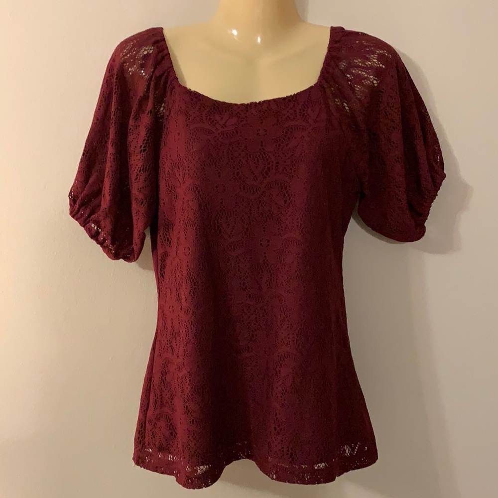 Burgundy crochet layered top size PS